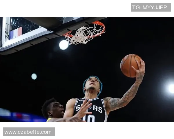 全体体现仍然不温不火,留给马刺锋线新星的时刻或许不会太多? 全体体现仍然不温不火,留给马刺锋线新星的时刻或许不会太多?